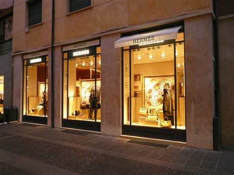 Recensioni di Hermès Padova. (Negozio) a Este (Padova).